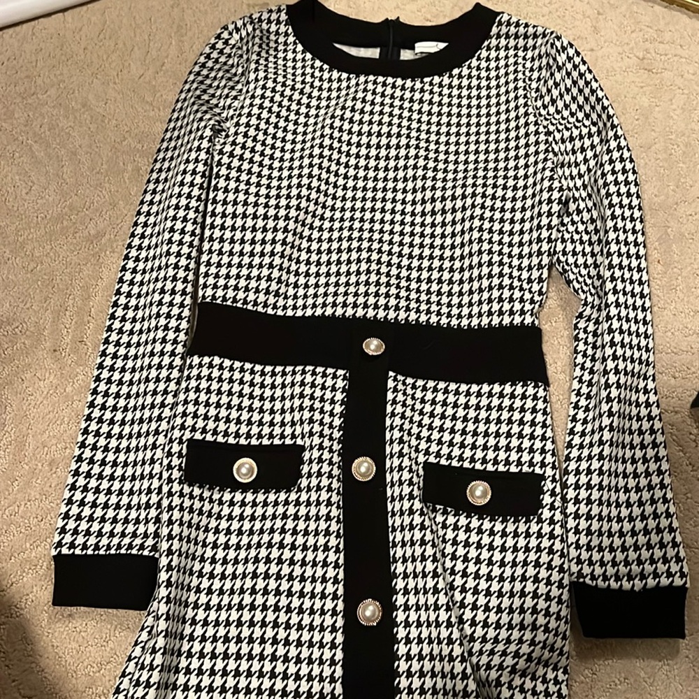 Long sleeve houndstooth dress